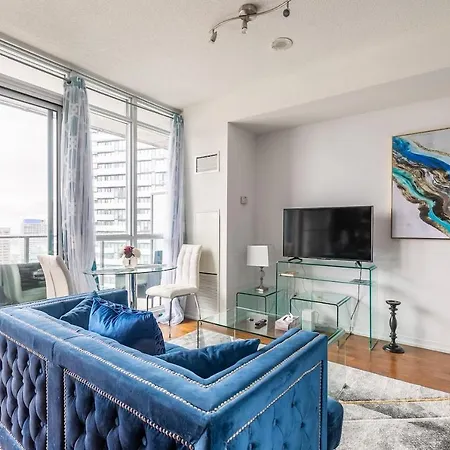 Gorgeous 1Br W/Parking Across The Scotiabank Arena Apartamento